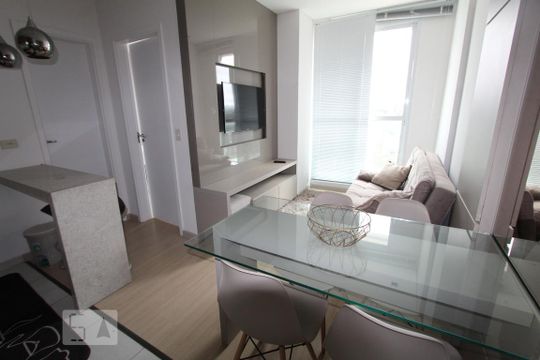 Kitnet/Studio para alugar com 1 quarto, 30m² em Santa Quitéria, Curitiba