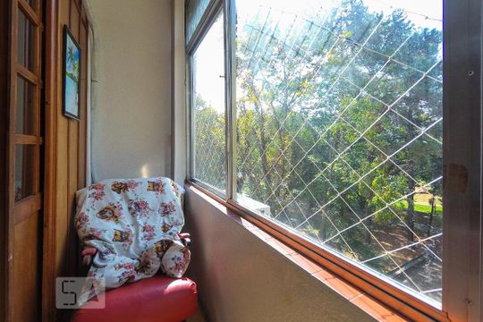 Varanda de apartamento para alugar com 3 quartos, 100m² em Petrópolis, Porto Alegre