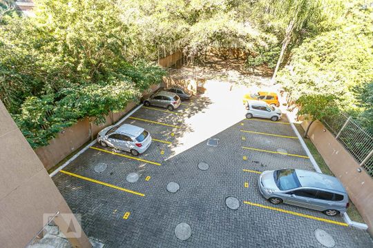 Estacionamento de apartamento para alugar com 2 quartos, 53m² em Ipanema, Porto Alegre