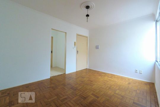 Apartamento para alugar com 2 quartos, 80m² em Petrópolis, Porto Alegre