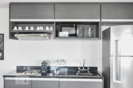 Cozinha de kitnet/studio à venda com 1 quarto, 62m² em Cidade Monções, São Paulo