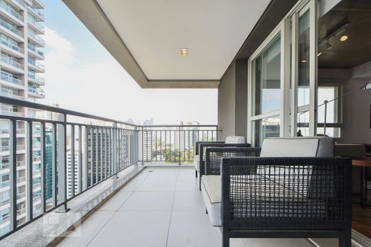 Varanda de kitnet/studio à venda com 1 quarto, 62m² em Cidade Monções, São Paulo