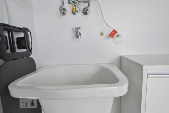 Lavanderia de kitnet/studio à venda com 1 quarto, 62m² em Cidade Monções, São Paulo