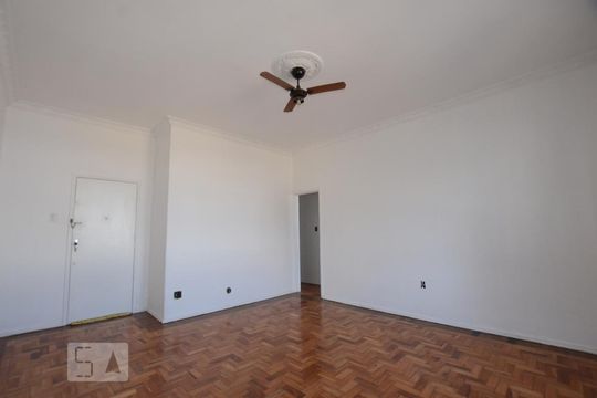 Sala de apartamento à venda com 2 quartos, 70m² em Vila da Penha, Rio de Janeiro