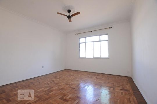 Sala de apartamento à venda com 2 quartos, 70m² em Vila da Penha, Rio de Janeiro