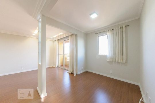 Sala de apartamento à venda com 2 quartos, 70m² em Bonfim, Campinas