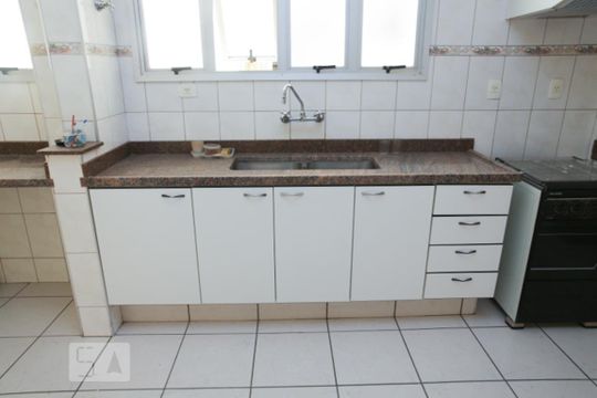 Cozinha de apartamento para alugar com 3 quartos, 143m² em Jardim Vergueiro, Sorocaba