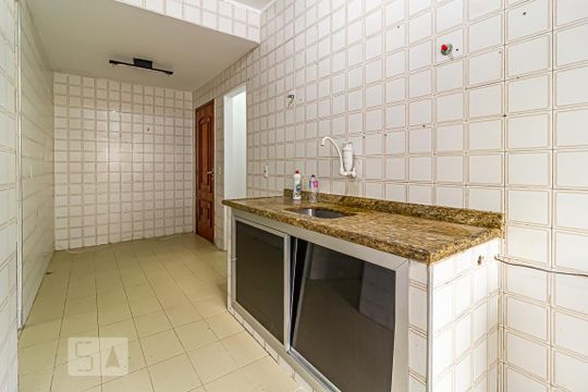 Cozinha de apartamento à venda com 2 quartos, 142m² em Taquara, Rio de Janeiro