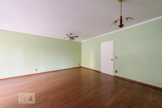 Sala de apartamento à venda com 3 quartos, 150m² em Centro, Campinas