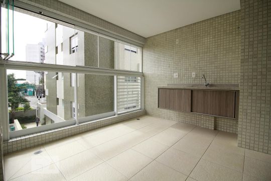 Sacada de apartamento para alugar com 2 quartos, 70m² em Jardim da Gloria, São Paulo