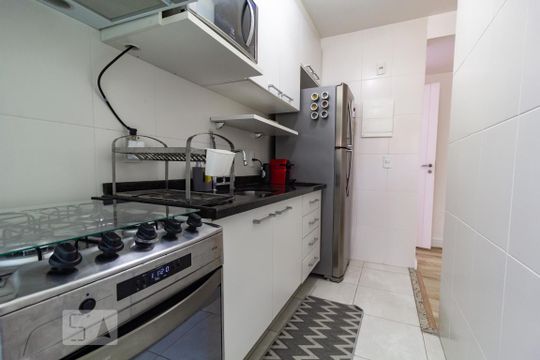 Cozinha de apartamento à venda com 2 quartos, 52m² em Chácara Santo Antônio (zona Sul), São Paulo