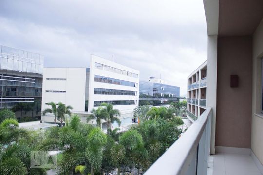 Varanda da Sala/Quarto de apartamento para alugar com 2 quartos, 69m² em Barra da Tijuca, Rio de Janeiro