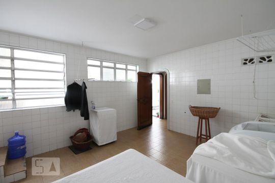 Área de serviço de casa à venda com 3 quartos, 469m² em Aclimação, São Paulo
