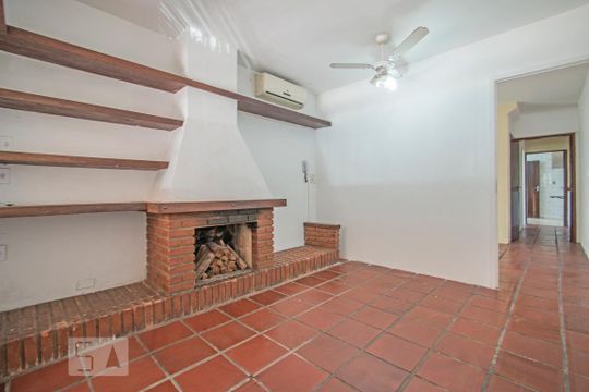 Sala de casa para alugar com 3 quartos, 160m² em Itaim Bibi, São Paulo