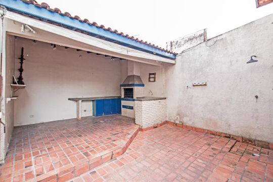 Quintal de casa à venda com 3 quartos, 160m² em Itaim Bibi, São Paulo