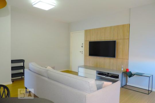 Sala de apartamento para alugar com 2 quartos, 80m² em Agronômica, Florianópolis