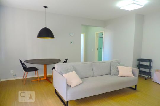 Sala de apartamento para alugar com 2 quartos, 80m² em Agronômica, Florianópolis