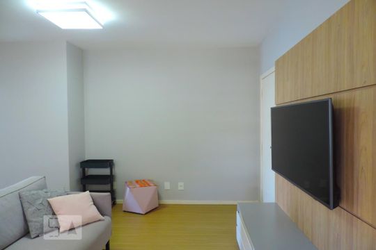 Sala de apartamento para alugar com 2 quartos, 80m² em Agronômica, Florianópolis