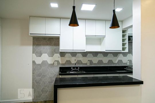 Cozinha de apartamento para alugar com 1 quarto, 49m² em Vila Andrade, São Paulo