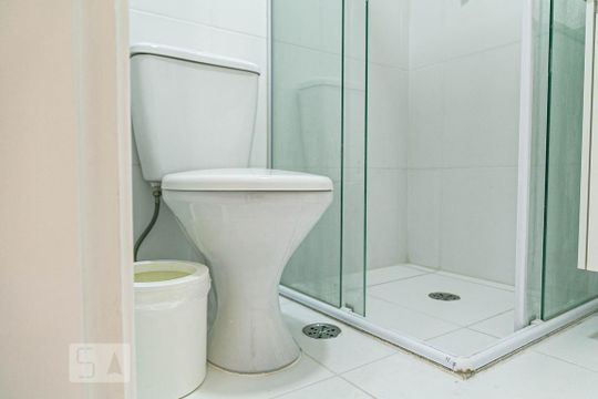 Banheiro da Suíte de apartamento para alugar com 1 quarto, 49m² em Vila Andrade, São Paulo