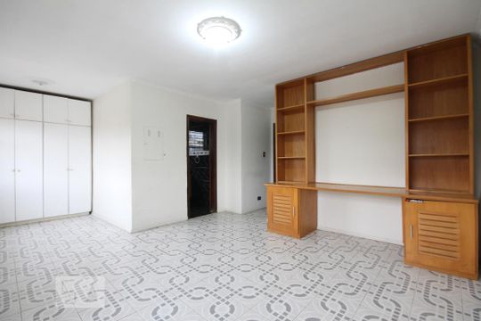 Sala TV de casa para alugar com 4 quartos, 300m² em Vila Brasilio Machado, São Paulo