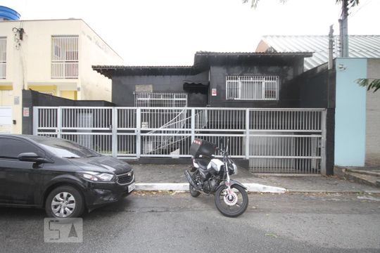 Fachada de casa à venda com 4 quartos, 300m² em Vila Brasilio Machado, São Paulo