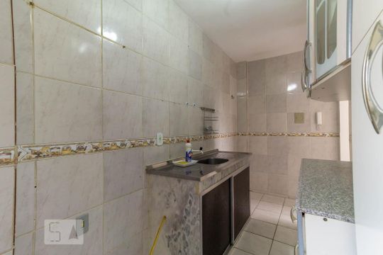 Cozinha de apartamento para alugar com 3 quartos, 65m² em Piedade, Rio de Janeiro