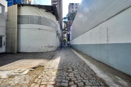 Entrada de kitnet/studio para alugar com 1 quarto, 50m² em Perdizes, São Paulo