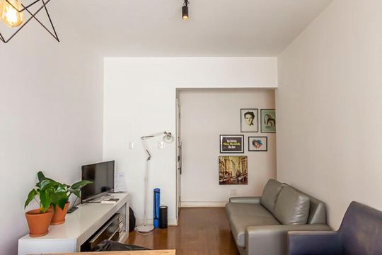Sala de apartamento à venda com 3 quartos, 85m² em Bela Vista, São Paulo