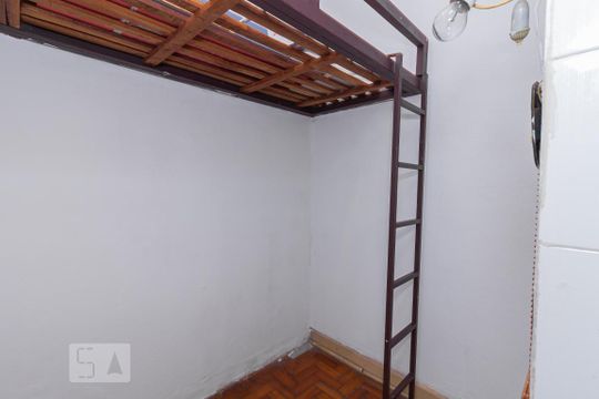 Quarto de Serviço de apartamento para alugar com 1 quarto, 71m² em Barra Funda, São Paulo