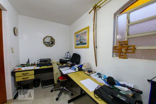 Quarto 1 de casa para alugar com 5 quartos, 300m² em Vila Galvão, Guarulhos