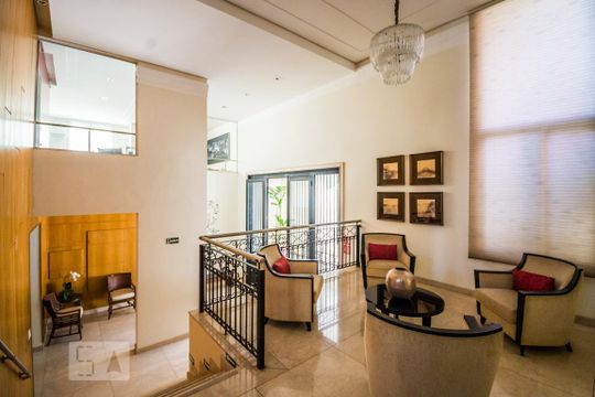 Hall de Entrada de apartamento à venda com 2 quartos, 66m² em Cambuí, Campinas
