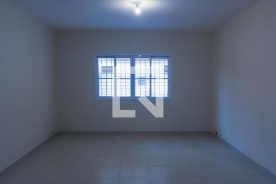 Sala de casa à venda com 2 quartos, 146m² em Vila Anhanguera, São Paulo