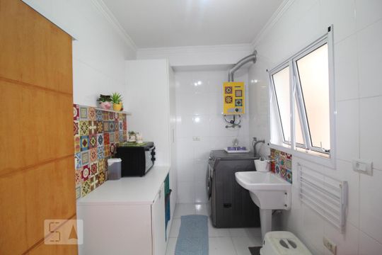 Área serviço de casa à venda com 4 quartos, 240m² em Cerâmica, São Caetano do Sul