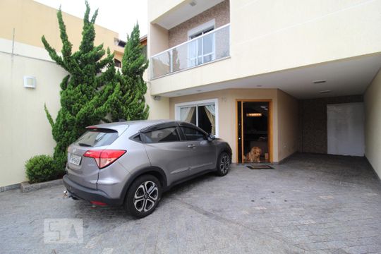 Garagem de casa à venda com 4 quartos, 240m² em Cerâmica, São Caetano do Sul