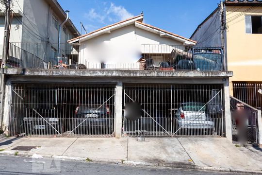 Fachada de casa à venda com 8 quartos, 400m² em Jaguaribe, Osasco