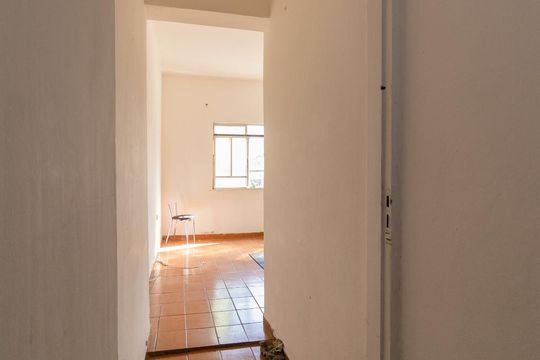 Corredor de casa à venda com 2 quartos, 80m² em Vila Prudente, São Paulo