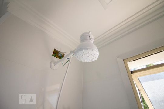 Banheiro de apartamento para alugar com 3 quartos, 58m² em Parque Mandaqui, São Paulo