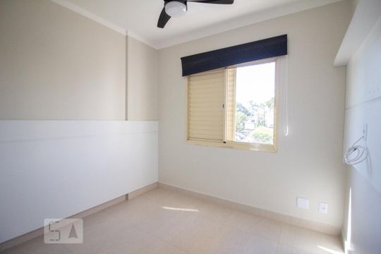 Quarto de apartamento para alugar com 3 quartos, 58m² em Parque Mandaqui, São Paulo