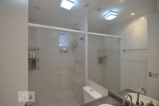 Banheiro Social de apartamento à venda com 3 quartos, 67m² em Cambuci, São Paulo