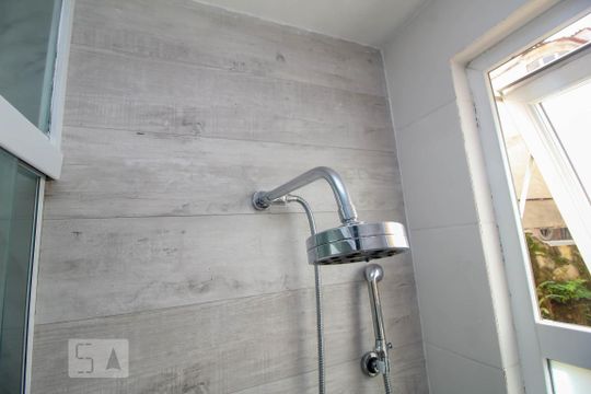 Chuveiro de apartamento à venda com 2 quartos, 89m² em Laranjeiras, Rio de Janeiro