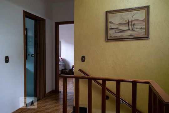 HALL ESCADAS de casa à venda com 7 quartos, 161m² em Vila Bonilha, São Paulo