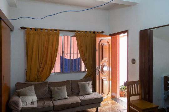 Casa à venda com 7 quartos, 161m² em Vila Bonilha, São Paulo