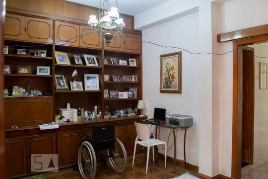 SALA de casa à venda com 7 quartos, 161m² em Vila Bonilha, São Paulo