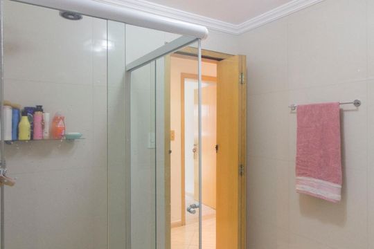 Banheiro de apartamento à venda com 3 quartos, 110m² em Bela Vista, São Paulo