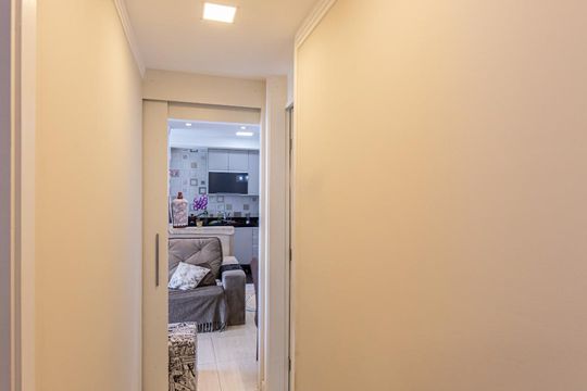 Corredor de apartamento à venda com 2 quartos, 50m² em Jardim Vila Formosa, São Paulo