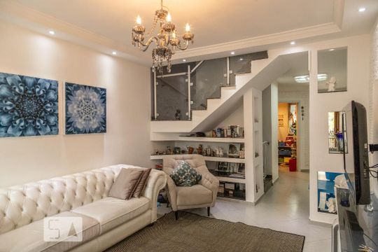Casa à venda com 3 quartos, 197m² em Vila Buenos Aires, São Paulo