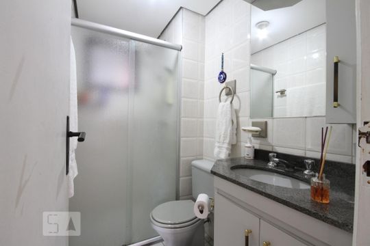 Banheiro de apartamento à venda com 3 quartos, 87m² em Vila Santo Estéfano, São Paulo