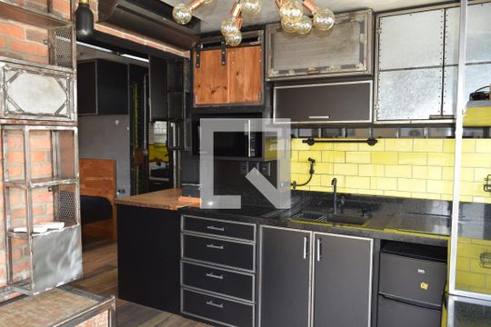 Cozinha de kitnet/studio à venda com 1 quarto, 32m² em Jardim Paulista, São Paulo