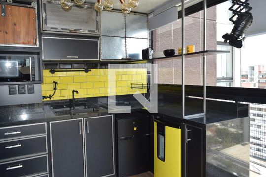 Cozinha de kitnet/studio à venda com 1 quarto, 32m² em Jardim Paulista, São Paulo